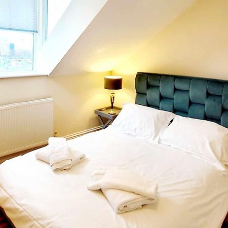 Apartment 5 - Two Bedroom Luxury Apartment Close To Town, Mainline Rail & Theatre Stylish And Comfortable 达灵顿 外观 照片