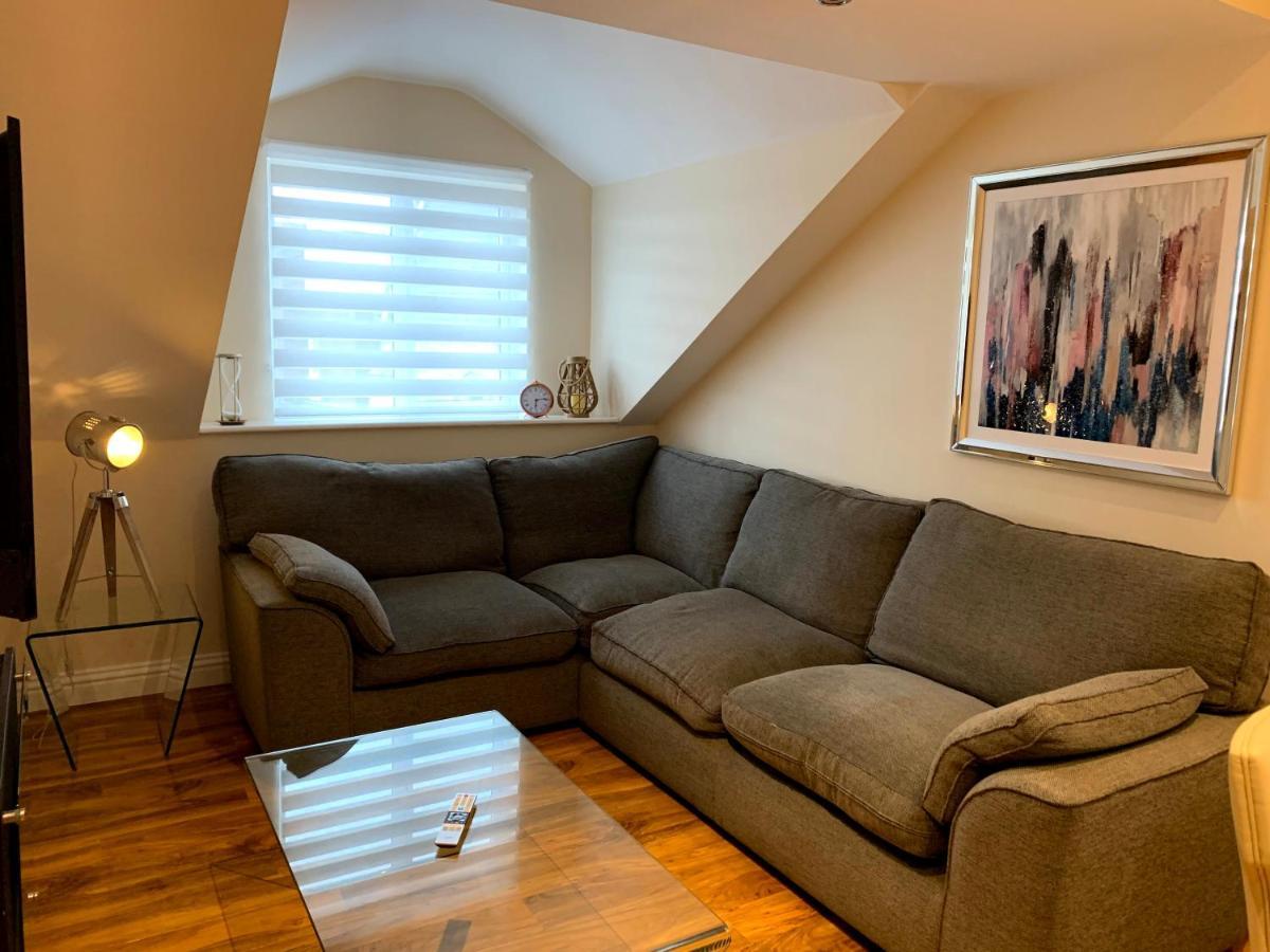 Apartment 5 - Two Bedroom Luxury Apartment Close To Town, Mainline Rail & Theatre Stylish And Comfortable 达灵顿 外观 照片