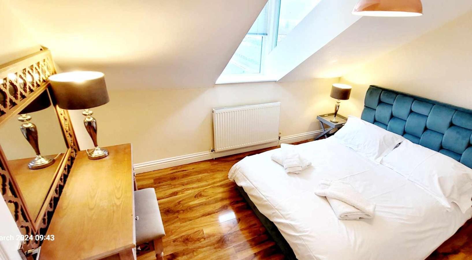 Apartment 5 - Two Bedroom Luxury Apartment Close To Town, Mainline Rail & Theatre Stylish And Comfortable 达灵顿 外观 照片